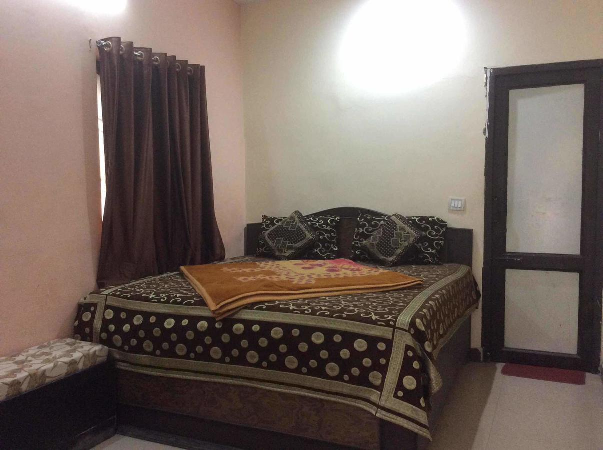 Hotel Gagandeep Haridwar Bagian luar foto